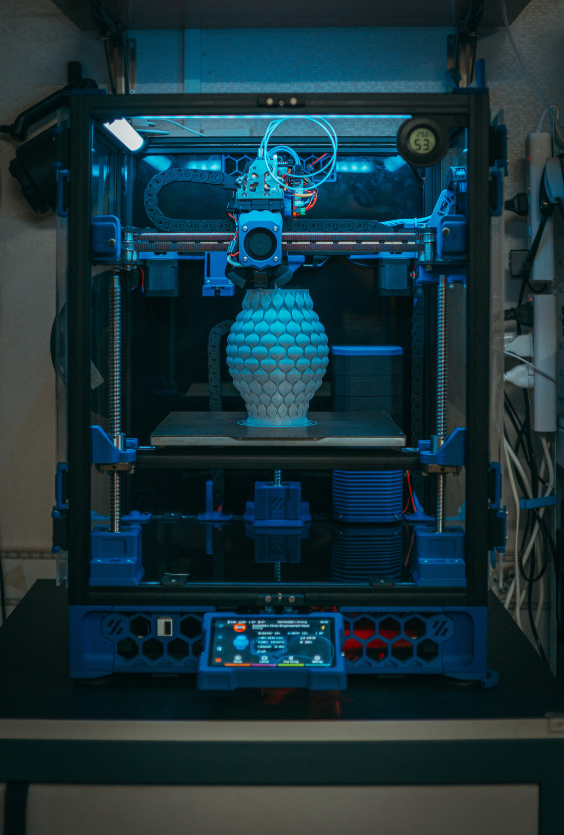 How 3D printing works (FDM)